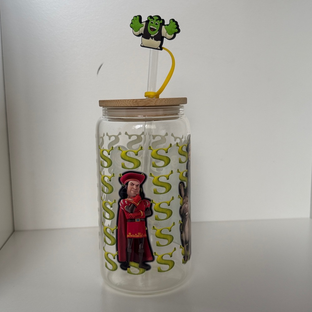 DreamWorks Shrek Vinyl Glass Cup with Straw Topper and Lid - Fiona - Donkey